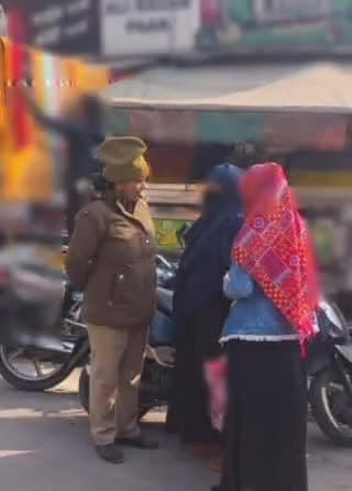 मुरादाबाद: मुरादाबाद में मिशन शक्ति के तहत पुलिस ने चलाया जागरूकता अभियान