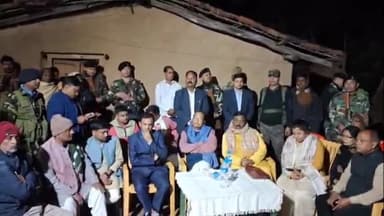 पांकी: भरूच में पांकी की मासूम बच्ची की इलाज के दौरान मौत होने के बाद गांव पहुंचा शव, मौके पर मौजूद रहे मंत्री राधा कृष्ण किशोर