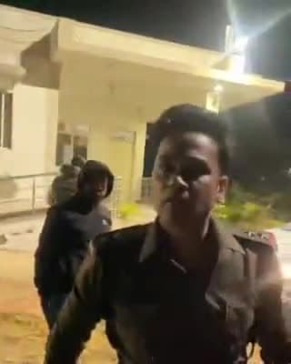 जबलपुर: जबलपुर डुमना पुलिस चौकी में कांग्रेस नेत्री के पोते के साथ मारपीट का आरोप, वीडियो हुआ वायरल