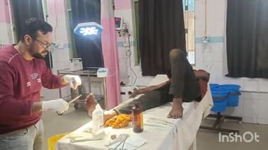 बांका: विजयनगर हड़ियासी चौक के पास गैरेज मिस्त्री के पैर पर गिरा कार का इंजन, अस्पताल में इलाज जारी