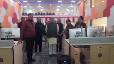 मुरादाबाद: परिवहन राज्य मंत्री ने बुधवार को 1:30 बजे स्मार्ट सिटी कंट्रोल रूम का निरीक्षण किया