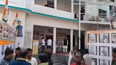 कांके: कांग्रेस भवन में महात्मा गांधी के कांग्रेस अध्यक्ष बनने के 100 साल पूरे होने पर कार्यक्रम आयोजित