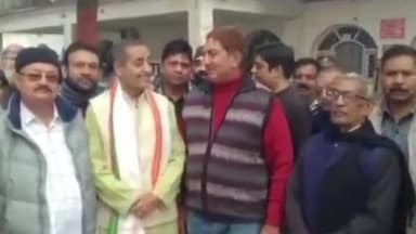 मुरादाबाद: कांग्रेस नेताओं ने विभिन्न मांगों को लेकर प्रशासनिक अधिकारी को ज्ञापन सौंपा