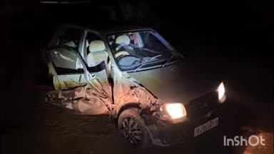 नागौर: नागौर के मूण्डवा रोड पर सड़क हादसे में अज्ञात वाहन ने कार को मारी टक्कर