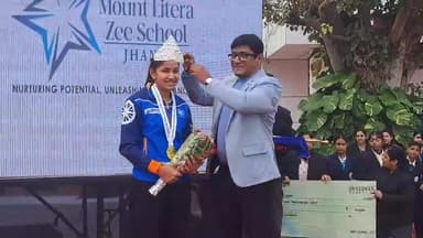 झांसी: माउंट लिट्रा जी स्कूल ने एशिया कप विजेता भारतीय कप्तान ज्योति को किया सम्मानित