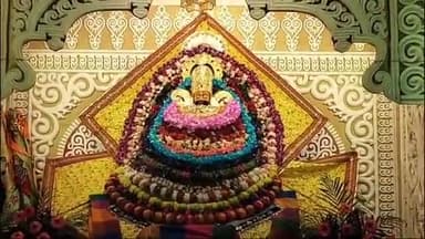 मुरैना नगर: अग्रसेन पार्क में सजा खाटू श्याम बाबा का दरबार, जागरण में भक्ति में झूमे श्रद्धालु