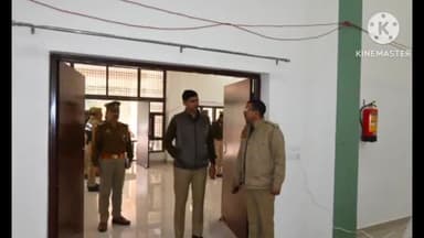 फिरोज़ाबाद: पुलिस लाइन में प्रारंभ हुई उत्तर प्रदेश पुलिस नागरिक भर्ती परीक्षा में अभ्यर्थियों के अभिलेखों की एसएसपी ने की संवीक्षा