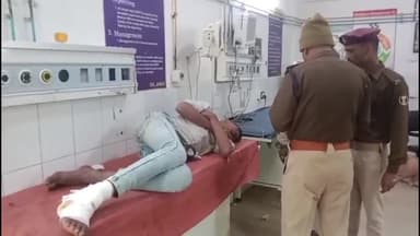 जमुई: मननपुर रेलवे स्टेशन के पास पटना धनबाद एक्सप्रेस ट्रेन से गिरकर युवक घायल, रेल पुलिस ने सदर अस्पताल में कराया भर्ती