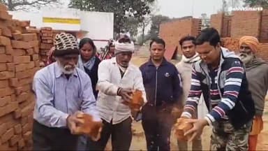 माला में बन रहे कस्तूरबा गांधी आवासीय बालिका विद्यालय भवन में लगाई जा रही पीला ईंट, वीडियो सोशल मीडिया पर वायरल।
