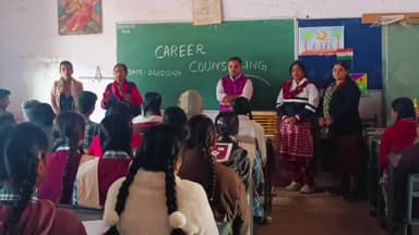 बाबई: सीएम राइज हायर सेकेंडरी स्कूल माखन नगर में कैरियर काउंसलिंग सत्र आयोजित