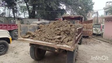 शिवहर: खनन विभाग ने तरियानी बालू मंडी से अवैध मिट्टी लदे दो ट्रैक्टर-ट्रॉलियों को किया ज़ब्त