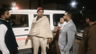 पूर्व DGP गुजरात के निजी सचिव पहुचे थाना मुकुंदगढ़, दिल्ली से नौकरी के नाम पर ठगी मामले मे..