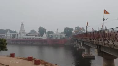 मंदसौर: मंदसौर में सुबह से कोहरा छाया, दृश्यता 500 मीटर, न्यूनतम तापमान 11.7 डिग्री, तेज ठंड का दौर आएगा