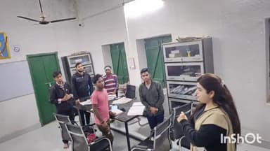 जमुई: अंबेडकर कल्याण छात्रावास KKM कॉलेज का DM ने किया निरीक्षण, पढ़ाई से संबंधित छात्रों से ली जानकारी