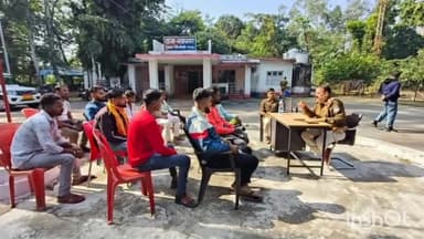 सिंगरौली: नवानगर थाना क्षेत्र में डीजे संचालकों को थाना प्रभारी ने दी समझाइश