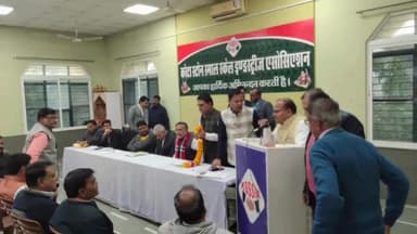 रामगंजमण्डी: ऊर्जा मंत्री ने कुदायला में कोटा स्टोन व्यापारी से की जनसुनवाई, सर चार्ज और कॉमर्शियल कनेक्शन की डिमांड कम करने की मांग