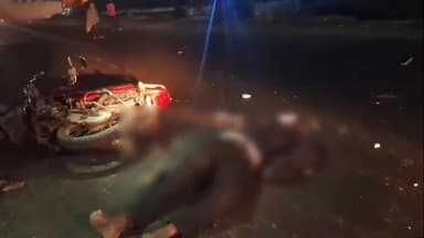 लौरिया: लौरिया बगहा मुख्य पथ पर एचपीसीएल चीनी मिल गेट के पास अज्ञात वाहन ने बाइक सवार को कुचला, मौके पर ही मौत