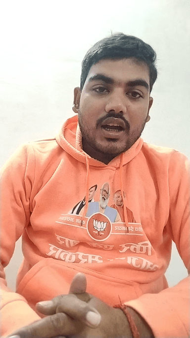 सभी किसान भाइयों से निवेदन है कि पीएम किसान सम्मन निधि की अगली किस्त पाने के लिए आप फार्मर रजिस्ट्रेशन अवश्य करवाये अपने नजदीकी सहज जन सेवा केंद्र या लेखपाल से संपर्क करें आपका बेटा आपका साथी शिवम मिश्रा भावी जिला पंचायत सदस्य पद हेतु