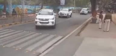 पटना ग्रामीण: राजभवन में मुख्यमंत्री नीतीश कुमार ने बिहार के नए राज्यपाल आरिफ मोहम्मद खान से की मुलाकात