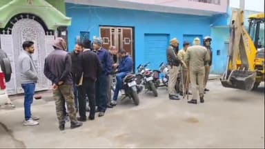 अमरोहा: अमरोहा में पशुपालकों को प्रशासन की चेतावनी, कहा- यदि पशुपालन शहर से बंद नहीं किया तो होगा मुकदमा दर्ज