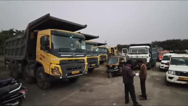 सिंगरौली: राजस्व चोरी के आरोप में उड़ीसा नंबर की पांच कलिंगा कंपनी की गाड़ियाँ ज़ब्त