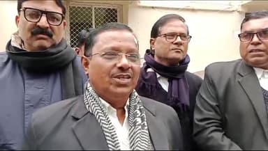 रायबरेली: सलीमपुर भैरों गांव में पुश्तैनी मंदिर पर कब्जा होने पर बार एसोसिएशन के अध्यक्ष ने डीएम से की शिकायत, दिया बयान