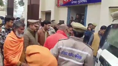 मुरादाबाद: पाकबड़ा में स्वामी नरसिंहानंद गिरी ने दिया विवादित बयान, कहा - काबा खोदकर देख लो, मंदिर निकलेगा