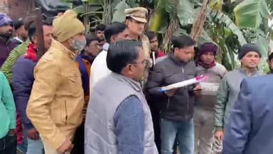 बीसलपुर: मोहल्ला भारतगंज में तालाब में डूबकर एक बच्चे की हुई मौत, मौके पर पहुंचे एसडीएम