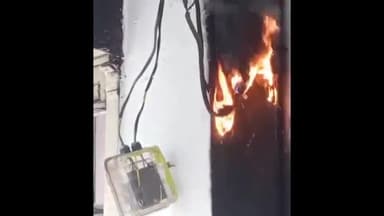 सिराथू: अझुवा में स्मार्ट मीटर में अचानक लगी आग, कोई हताहत नहीं