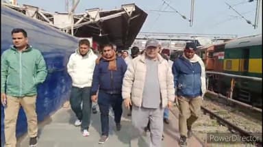 कहरा: सहरसा रेलवे जंक्शन पर 05577 स्पेशल ट्रेन की दो बोगी हुईं बेपटरी, DRM ने किया घटनास्थल का निरीक्षण