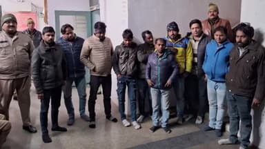 कानपुर: अनवरगंज में क्राइम ब्रांच ने जुआ खेल रहे 10 जुआरियों को किया गिरफ्तार