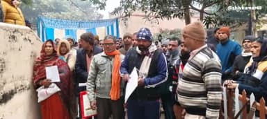 भाजपा के दो गुटों के बीच घमासान जारी, ब्लाक प्रमुख प्रतिनिधि पर स्थानीय ग्रामीणों ने लगाए गंभीर आरोप सुनिए --