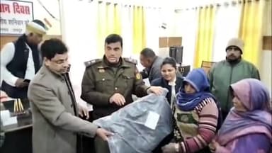 रामपुर: शनिवार को तहसील सदर सभागार में आयोजित सम्पूर्ण समाधान दिवस पर जिलाधिकारी और पुलिस अधीक्षक ने की जनसुनवाई