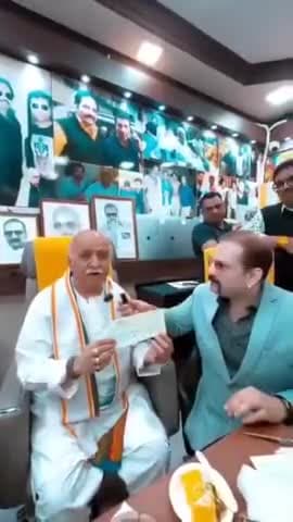 डा प्रवीण भाई तोगड़िया द्वारा एक मुट्ठी अनाज के माध्यम से महाकुम्भ प्रयागराज में संचालित अन्नपूर्णा रसोई को सहयोग करें