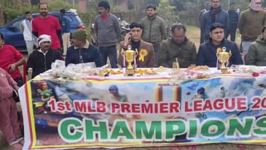 झांसी: NTP STAR क्लब ने मेडिकल कॉलेज में रोमांचक फाइनल मैच जीतकर खिताब अपने नाम किया