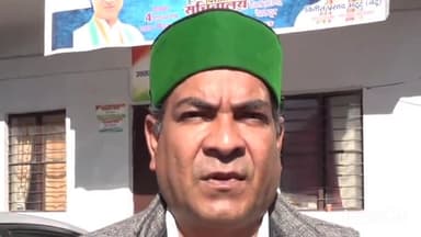 देहरादून: प्रवासी सम्मेलन को लेकर कांग्रेस प्रदेश प्रवक्ता शीशपाल बिष्ट ने कांग्रेस मुख्यालय से सरकार पर उठाए सवाल