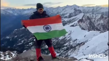 जमुई: जमुई के असद क़याम ने 12,500 फीट की ऊंचाई तय कर केदारकांठा की चोटी पर लहराया तिरंगा, जिले का नाम किया रोशन