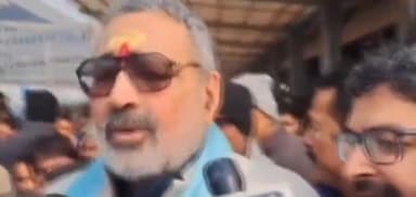 फुलवारी: पटना एयरपोर्ट पर केंद्रीय मंत्री गिरिराज सिंह ने कहा, सीएम नीतीश कुमार ने लालू-तेजस्वी को कड़ा जवाब दिया