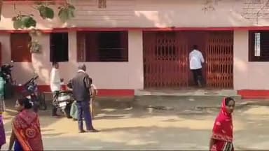 ବଡଗାଁ: ଫୁଲବାରୀ ଗ୍ରାମ ପଞ୍ଚାୟତ କାର୍ଯ୍ୟାଳୟ ପ୍ରାଙ୍ଗଣରେ ମଦ ବିରୋଧୀ ବୈଠକ ଅନୁଷ୍ଠିତ