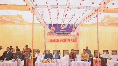 माडा: ग्राम रजमीलन व सिद्धी खुर्द में मुख्यमंत्री जनकल्याण अभियान के तहत शिविर का हुआ आयोजन, सांसद-विधायक व कलेक्टर रहे मौजूद