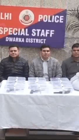 द्वारका: द्वारका जिले की स्पेशल स्टाफ टीम ने हथियारों की आपूर्ति करने वाले गिरोह के एक सक्रिय सदस्य को सीआरपीएफ कैंप से गिरफ्तार किया