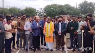 बटियागढ़: डॉ. रामकृष्ण कुसमरिया ने घुटरिया में क्रिकेट टूर्नामेंट का किया शुभारंभ