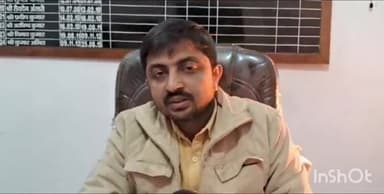 गोपालगंज: खरौनी गाँव में उत्पाद विभाग की टीम ने वाहन जाँच के दौरान 225 पीस शराब के साथ दो तस्करों को गिरफ्तार किया, उत्पाद अधीक्षक