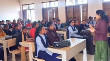 गुनौर: शासकीय महाविद्यालय गुनौर में कलेक्टर के निर्देश पर जागरूकता कार्यक्रम आयोजित