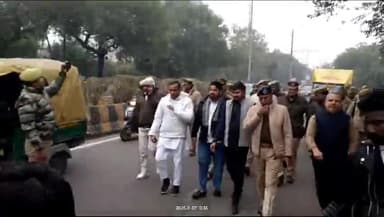 In the Kumbh Mahayatra organised by Dainik Jagran.
दैनिक जागरण द्वारा आयोजित कुम्भ महायात्रा में।
@Bhartiya_Kisan_Sangatghan 
#भारतीय_किसान_संगठन 
#National_President