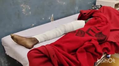 बांदा: खैराडा और इंदिरा पुरवा के बीच ट्रेन से गिरकर युवक हुआ घायल, पुलिस ने जिला अस्पताल में कराया भर्ती