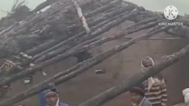 प्रतापगढ़: कोनी गांव में चूल्हे की चिंगारी से रिहायशी छप्पर जलकर हुआ राख, मौके पर पहुंचे क्षेत्रीय लेखपाल ने नुकसान का लिया जायजा