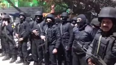 प्रयागराज: महाकुंभ मेला क्षेत्र में श्रद्धालुओं की सुरक्षा के मद्देनज़र एटीएस कमांडो द्वारा किया गया मॉक ड्रिल