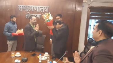 लोहरदगा: जिला भू-अर्जन पदाधिकारी जय ज्योति सामंता हुए सेवानिवृत्त, समाहरणालय में विदाई समारोह आयोजित, उपायुक्त ने किया सम्मानित