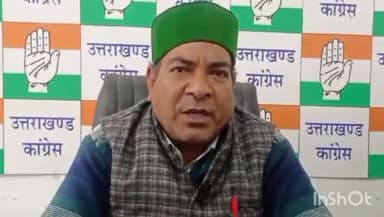 देहरादून: कांग्रेस ने आचार संहिता के उल्लंघन को लेकर मुख्य निर्वाचन आयुक्त को सौंपा ज्ञापन